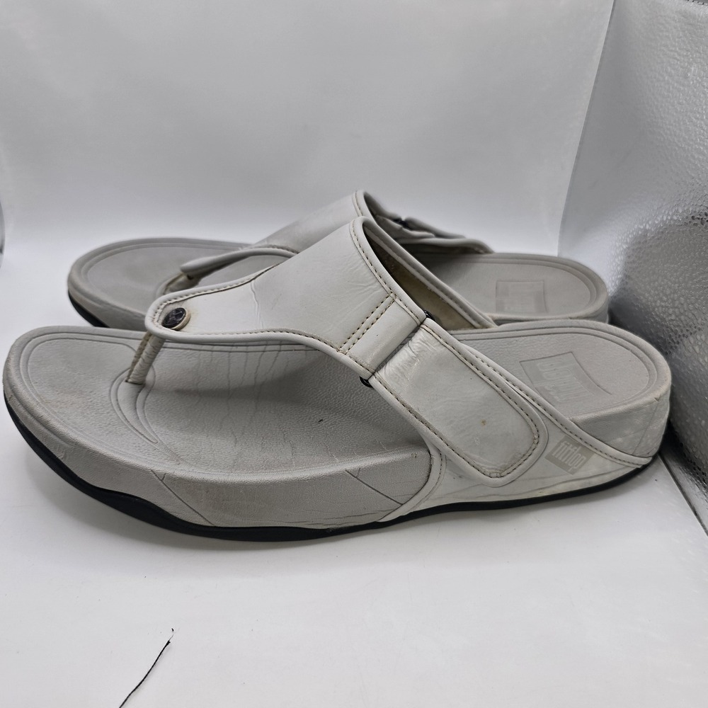 FitFlop Men's US 12 UK 11 EUR 45 Microwobbleboard Thong Sandals Light Grey